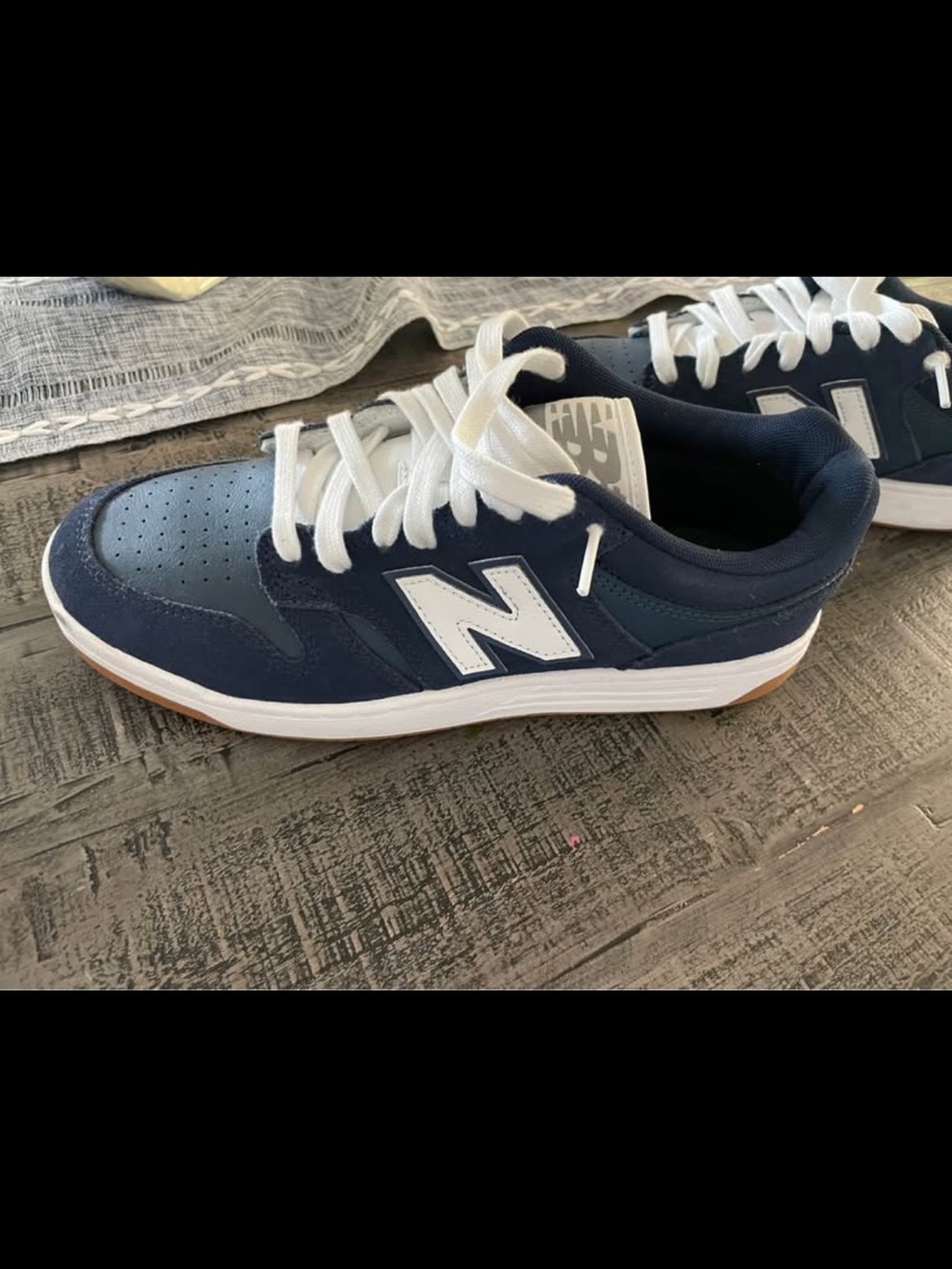 New Balance Men's Navy and White Athletic Skate Sneakers